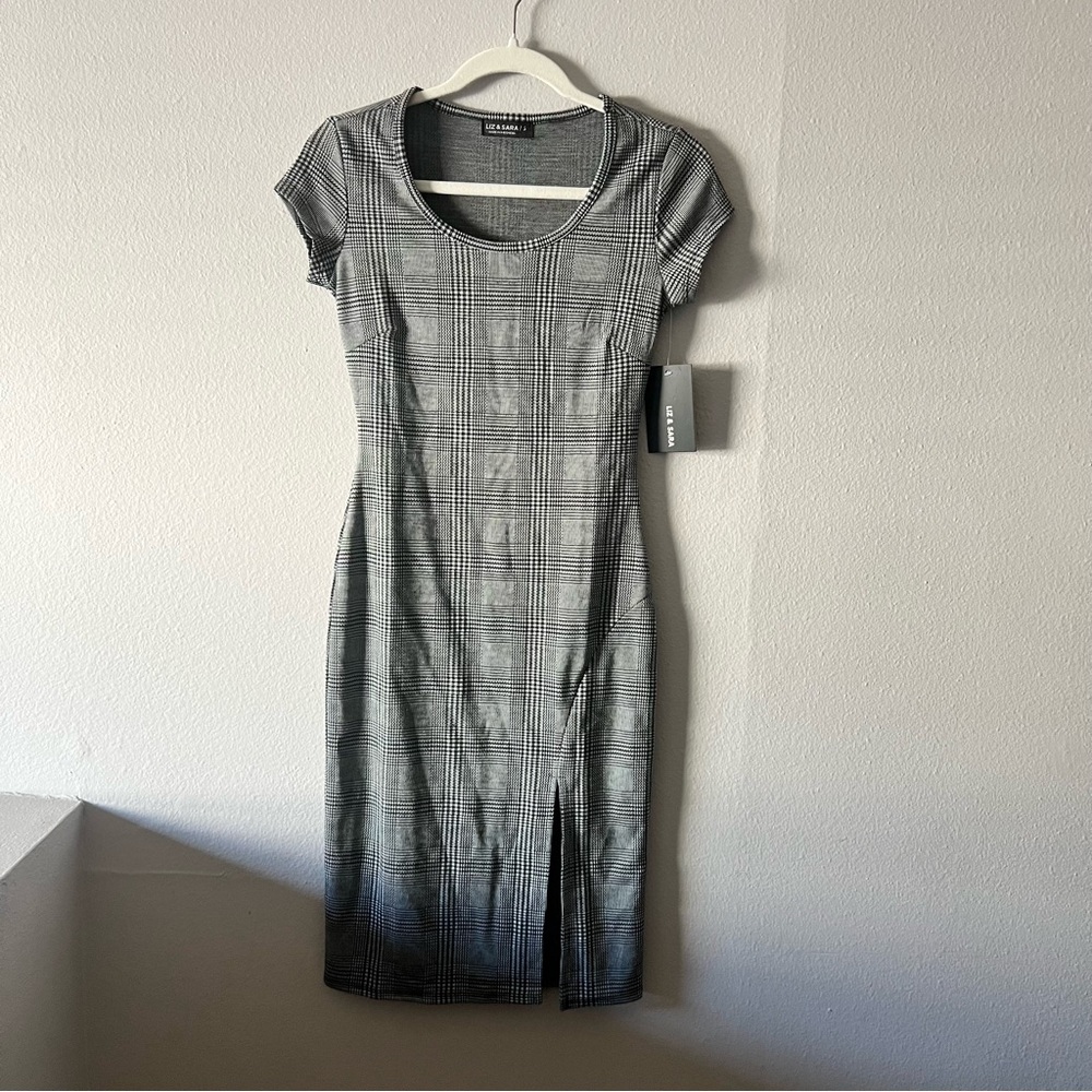 Elegant Black and Gray Plaid Midi Dress